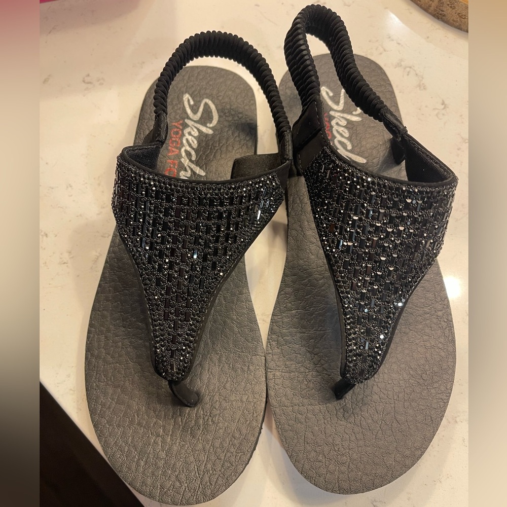 Women’s sandals.